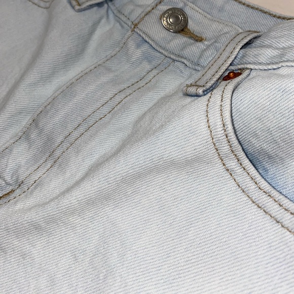 LEVI’S shorts - Picture 2 of 5